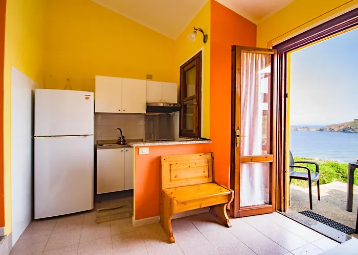 Дом отдыха Casa Betta - Sea View - Garden Iunq0627